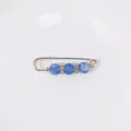 Eleganter goldener Sicherheitsnadel-Broschen-Anstecker mit blauen Perlen und Kristallen - 5cm / Blauer Katzenaugen-Stil (R-34)