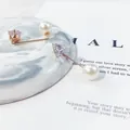 Elegantes Set aus Perlen- und Kristall-Broschen zur Taillenverstellung für Damen Strickjacken - Dreieck Kristall Perlenstil (LC-19) / 3.4cm