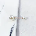 Eleganter zweiköpfiger Perlen-Sicherheitsnadel-Brosche mit goldenem Stab für Cardigans - Doppelend-Perlenstil - Goldene Nadel (LC-30) / Länge 5.5cm