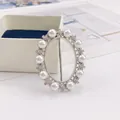Eleganter silberner ovaler Kleidungsclip mit Perlen und Strass für feine Seidentücher - Silberner ovaler Perlenstil (A6-46)