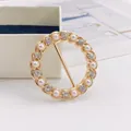 Elegante goldene Ring-Schnalle mit Perlen und Kristallen für Schals oder T-Shirts. - Goldener welliger Perlenstil (A6-37)