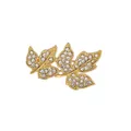 Elegante broche de hoja dorada con diamantes de imitación para ropa y accesorios - Estilo Hoja Calada Dorada (A20-89)