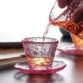 Juego de tazas de té de cristal con degradado rosa y textura con plato a juego elegante - Taza de Té y Platillo