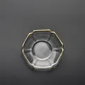 Eleganter achteckiger Glasteller-Untersetzer mit einem luxuriösen Goldrand-Finish - Sechseckiger Tee-Untersetzer (Goldrand)