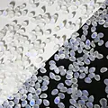 Perles en verre translucide pétale de tulipe avec éclat bleu pour bijoux DIY chic - 50 Pcs/Paquet / Blanc Givré Couleur AB