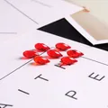 Rode gefacetteerde druppelvormige kristallen kralen voor DIY sieraden maken accessoires - 8x16mm (10 Stuks/Pak) / Rood