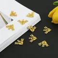 Ciondoli in metallo dorato in stile antico per accessori per gioielli fai da te art - Triangolo Piccolo / 15mm x 20mm 1 Pezzo / Oro