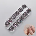 Kit de mini strass à dos plat de formes mixtes pour décoration d'ongles artistique - Pack de 12 compartiments / Coloré