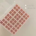 Elegante opbergdoos voor nagelkunstaccessoires in nude roze met vier roostervakken - 1-in-4 Specificatie / Nude roze