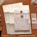 Vintage Briefpapier- und Umschlag-Set mit philosophischen Zitaten und Retro-Bindfaden. - Divergenz der Zeit / 1 Umschlag + 2 Briefpapiere + 3 Aufkleber