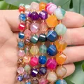 Détail de perles en agate naturelle facettées colorées pour la création de bijoux DIY uniques - Perles Torsadées Facettées / 18cm 6mm / Agate à Rayures Colorées