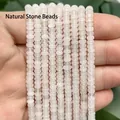 Close-up van 2x4mm doorschijnende natuursteen abacus tussenkralen voor DIY. - Witte Jade Abacus Kraal / 4x2mm Ongeveer 160 Stuks Per Strang