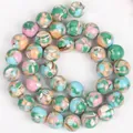 Nahaufnahme von bunten Muschel-Türkis-Rundperlen für DIY-Schmuckherstellung - Rosa Grüner See-Muschel-Stein / 10mm (ca. 37 Perlen) / Rosa und Grün