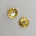 Calottes de perles en fer en forme de fleur dorée pour la création de bijoux DIY. - 100 Pièces/Paquet / 5mm / Or