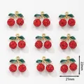 Detail der roten Strass-Textur der Kirsch-Anhänger mit Maßangaben von 21 mm für DIY-Schmuck - 5 Stück/Packung (22mm) / Roter Kirsch-Stil (S3868)