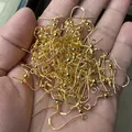 Crochets d'oreilles en cuivre doré pour la fabrication de bijoux et boucles d'oreilles DIY - 50 Pièces/Paquet / Plaqué Or 18K