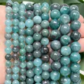 Primer plano de cuentas redondas de ágata calcedonia azul para creación de joyas DIY - 6mm aprox. 58 piezas / Ágata de Jade Azul Claro Optimizada
