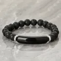 Handgefertigtes schwarzes Lavastein-Perlenarmband mit poliertem Onyx-Mittelstück - 19cm Umfang + 8mm Perlen / Schwarzer Onyx Röhrenperle
