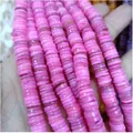 Close-up van natuurlijke roze schelp heishi kralen strengen voor DIY sieraden maken. - 7-8mm (ca. 38cm Strand) / Lichtroze