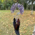 Décoration murale Arbre de Vie avec pierres violettes et plumes naturelles - Améthyste