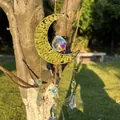 Acchiappasole a mezzaluna con scaglie di cristallo verde e prismi sfaccettati appesi - The total length is about 45cm / Cristallo Peridoto (B38)
