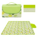 Green leaf pattern picnic mat made of durable 600D Oxford fabric with PVC waterproof layer - 100x150cm / Light Green Leaf Print