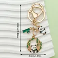 Schattige panda en bamboe metalen sleutelhanger met gouden afwerking voor tas - Bamboe Etende Moeder en Baby Panda (ER1162)