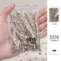 Strass en verre tchèque à fond pointu blanc SS16 pour nail art, paquet de 1440 pcs - Transparent / SS16 (1440 Pièces/Paquet)
