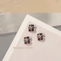 Dijes para uñas de caja de regalo marrón con pedrería y perlas brillantes, aleación - Caja de Regalo Café (G1714-08) / Pieza única