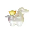 Élégante figurine de cheval en cristal iridescent portant un lingot d'or jaune - Cheval avec Pièce / 80*26*60mm / Couleur AB