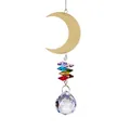 Detailansicht Kristall-Sonnenfänger mit goldenem Mond, Regenbogenperlen und Facettenkugel. - Mondstil / Gold
