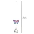 Detailansicht des 32 cm langen Regenbogen-Schmetterlings-Kristall-Anhängers für Garten - Irisierende Klassische Schmetterling / 30mm Beleuchtungskugel