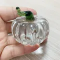 Exquisites handgefertigtes Miniatur-Kürbis-Ornament aus transparentem Glas mit grünem Stiel - Kürbisform / 50x48mm / Transparent