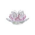 Detailansicht eines facettierten Kristall-Lotusblumen-Kerzenhalters in Rosa - Lotusform / Rosa