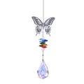 Atrapasol mariposa de cristal con cuentas arcoíris y colgante de prisma de lágrima iridiscente. - Diseño de Mariposa