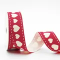 Hochwertiges 25mm rotes Baumwollband mit weißen Herzmustern für elegante Geschenkverpackungen - Weißes Herz * 25MM