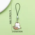 Detailopname van schattige lezende kat hanger voor telefoon met 8,1 cm x 2,4 cm maten - Lezende Witte Kat Stijl (LS670)