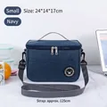 Kompakte marineblaue Kühltasche mit verstellbarem Riemen und süßem Bären-Logo. - Klein (24*14*17cm) / Marineblau