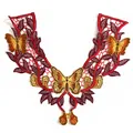 Vue détaillée d'un col en dentelle brodée rouge et or avec des motifs de papillons - Rouge