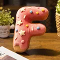 Cojín de peluche de donut letra F con glaseado rosa y virutas - Letra F (Colgante) / 10cm