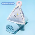 Conjunto de almohada de seda de hielo triangular de dibujos animados y manta azul - Azul / Almohada 30x25cm + Manta 100x170cm