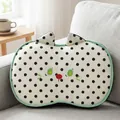 Almohada de siesta de espuma viscoelástica con forma de gato, lunares negros y borde verde - 55x35cm / Blanco