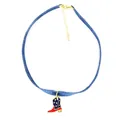 Stylisches Western Cowboy Denim Choker Halskette mit einem bunten Emaille Stiefelanhänger - Blaue Cowboy-Stiefel