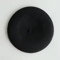 Classic black wool beret hat for women in a retro artistic painter style design - M (56-58cm) / Black