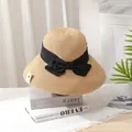 Damen Strohhut mit breiter Krempe und schwarzer Schleife für Sommerurlaub und UV-Schutz am Strand - L (58-60cm) / Schwarz