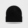 Detaillierte Makroansicht der schwarzen Rippstrick-Beanie mit klassischem Umschlag für den Winter - Elastischer Umfang (56-60cm) / Schwarz