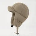 Warme gewatteerde winter trapper hoed met oorflappen en winddichte stof in khaki - One Size (Hoofd 55-60cm) / Khaki