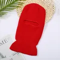 Gemütliche rote gestrickte Einloch-Winter-Sturmhaube für ultimative Wärme im Freien - Einheitsgröße / Rot
