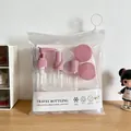 Umfangreiches rosa Reise-Nachfüllflaschen-Set in transparenter Tasche für die Hautpflege - 8-teiliges Set / Pfirsichrosa