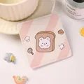 Süßer Taschenspiegel mit rosa Streifen und Cartoon-Bären-Toast-Illustration für Mädchen - Gelb Quadratisch